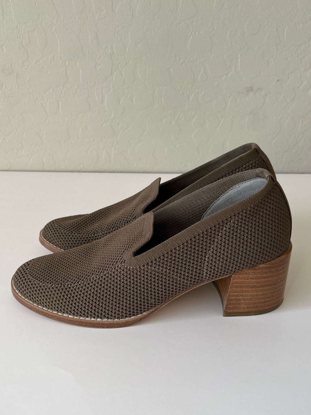 Eileen Fisher Dern Stretch Knit Block Heel Loafers Olive Grey Size 7.5 - Picture 2 of 6